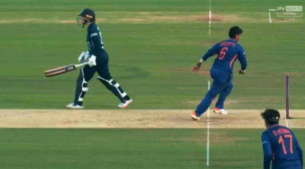 India captain defends controversial run-out