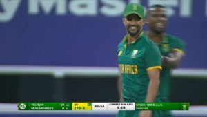 Proteas batting coach JP Duminy fields